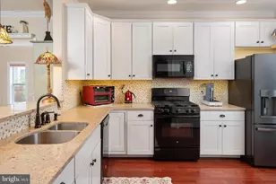 8050 Easton Village Dr, Easton, MD 21601 - Photo 16