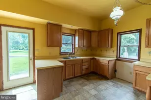 6253 Middle Point Rd, Neavitt, MD 21652 - Photo 40