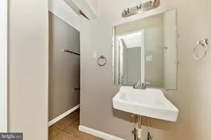 200 E Antietam St, Hagerstown, MD 21740 - Photo 36