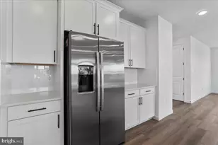 13702 Pulaski Dr, Hagerstown, MD 21742 - Photo 16