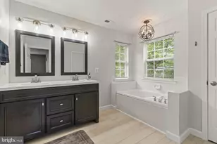 19703 Portsmouth Dr, Hagerstown, MD 21742 - Photo 38