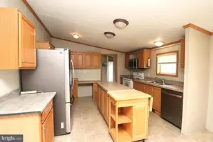 16847 Longfellow Ct, Hagerstown, MD 21740 - Photo 6