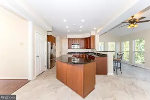 12432 Gemstone Dr, Hagerstown, MD 21740 - Photo 2