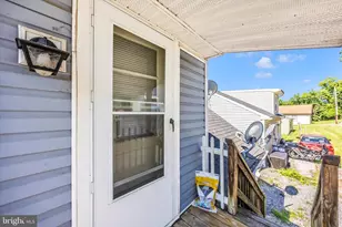 214 Jackson St, Hancock, MD 21750 - Photo 24