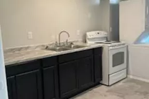 207 Summer St, Hagerstown, MD 21740 - Photo 2