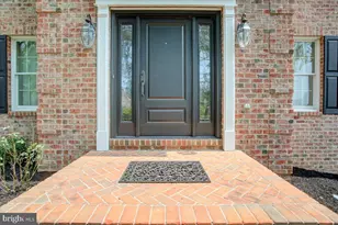 20204 Plumwood Dr, Hagerstown, MD 21742 - Photo 4