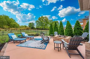 11013 Shalom Ln, Hagerstown, MD 21742 - Photo 4