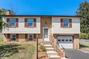 10825 Wyncote Dr, Hagerstown, MD 21740 - Photo 1