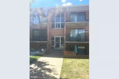 1747 Edgewood Hill Circle #201, Hagerstown, MD 21740 - Photo 2