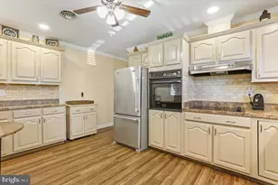 16040 Cloverton Ln, Williamsport, MD 21795 - Photo 6