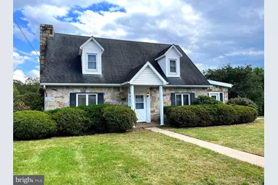 216 Maryland Avenue, Hancock, MD 21750 - Photo 1