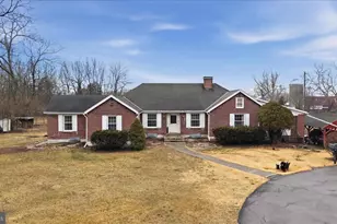 8238 Dam Number 4 Rd, Williamsport, MD 21795 - Photo 2