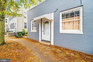 201 E Washington St, Hagerstown, MD 21740 - Photo 1