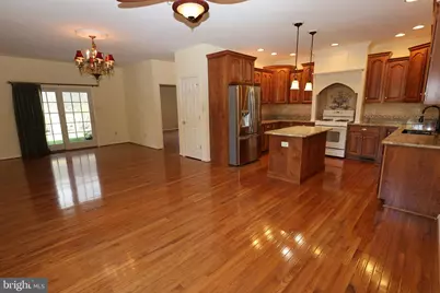 650 Trafalgar Drive, Hagerstown, MD 21742 - Photo 16