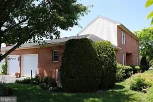 650 Trafalgar Dr, Hagerstown, MD 21742 - Photo 32
