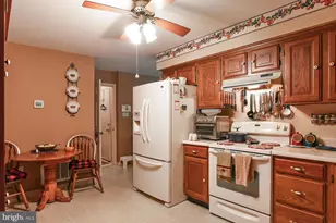 18010 Par Three Dr, Hagerstown, MD 21740 - Photo 6