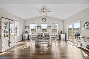 18118 Petworth Cir, Hagerstown, MD 21740 - Photo 16