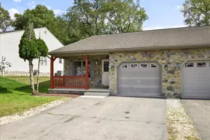 920 Frederick St, Hagerstown, MD 21740 - Photo 4