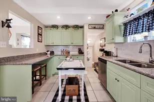 17325 Gay St, Hagerstown, MD 21740 - Photo 14