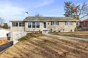 17724 Timberlane, Hagerstown, MD 21740 - Photo 1