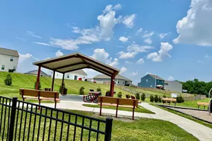 9962 Roulette Dr, Hagerstown, MD 21740 - Photo 18