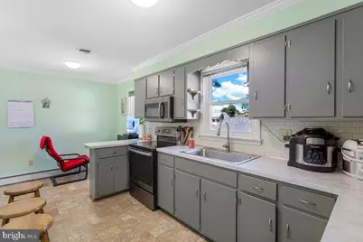 54 W Henrietta Street, Smithsburg, MD 21783 - Photo 4
