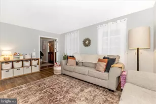 11510 Orange Blossom Ct, Smithsburg, MD 21783 - Photo 6