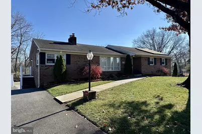 13511 Cherry Tree Circle, Hagerstown, MD 21742 - Photo 2