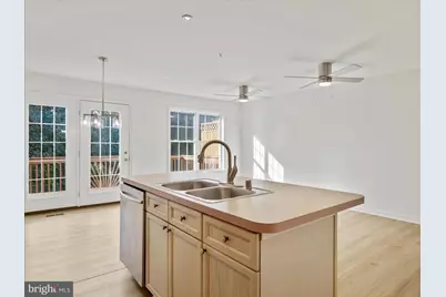 1123 Lindsay Lane, Hagerstown, MD 21742 - Photo 12