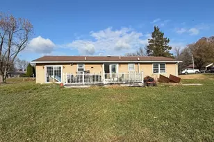 17519 General Longstreet Cir, Sharpsburg, MD 21782 - Photo 2