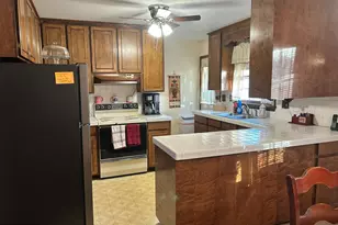 10701 Oak Forest Dr, Hagerstown, MD 21740 - Photo 4