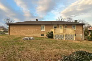 10701 Oak Forest Dr, Hagerstown, MD 21740 - Photo 10