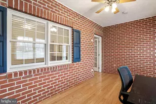 221 Sunbrook Ln, Hagerstown, MD 21742 - Photo 26