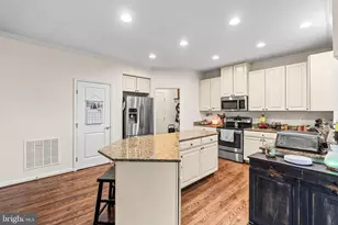 9401 Westenberger Dr, Hagerstown, MD 21740 - Photo 6