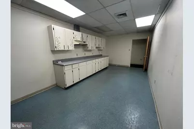 329 Antietam E, Hagerstown, MD 21740 - Photo 10