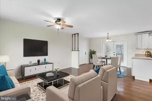 1349 Cedarwood Dr, Hagerstown, MD 21742 - Photo 2