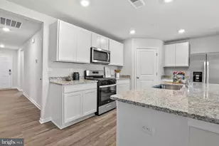 652 Armstrong Ave, Hagerstown, MD 21740 - Photo 12