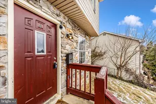 915 Rose Hill Ave, Hagerstown, MD 21740 - Photo 6