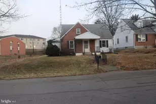 526 Pangborn Blvd, Hagerstown, MD 21742 - Photo 8