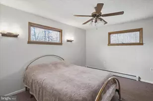 9714 Crystal Falls Dr, Hagerstown, MD 21740 - Photo 10