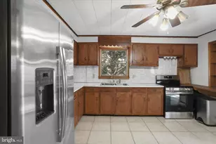 9714 Crystal Falls Dr, Hagerstown, MD 21740 - Photo 18