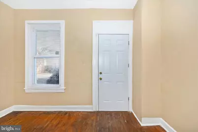 137 E Antietam Street, Hagerstown, MD 21740 - Photo 2