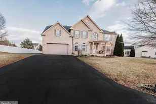 19338 Paradise Manor Dr, Hagerstown, MD 21742 - Photo 82