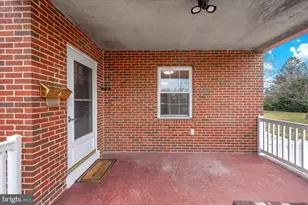 118 Linden Ave, Hagerstown, MD 21742 - Photo 2