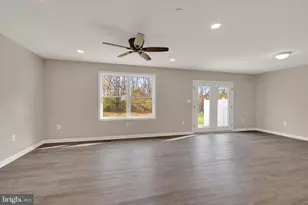 13948 Patriot Way, Hagerstown, MD 21740 - Photo 10