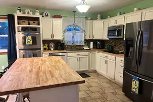 20800 Emerald Dr, Hagerstown, MD 21742 - Photo 2