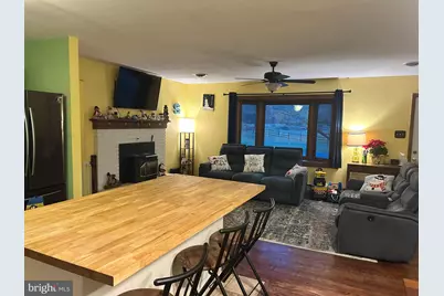 20800 Emerald Drive, Hagerstown, MD 21742 - Photo 4