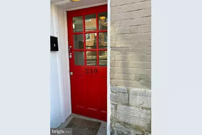 219 W Washington Street, Hagerstown, MD 21740 - Photo 1