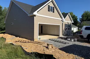10918 Clinton Ave, Hagerstown, MD 21740 - Photo 2