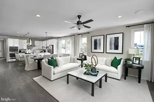 19004 Amesbury Rd, Hagerstown, MD 21742 - Photo 2